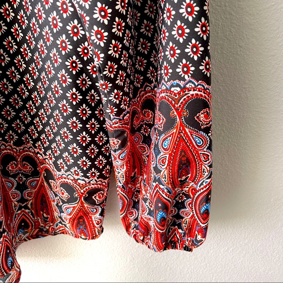 Beautiful Long Sleeve Blouse - Picture 7 of 8